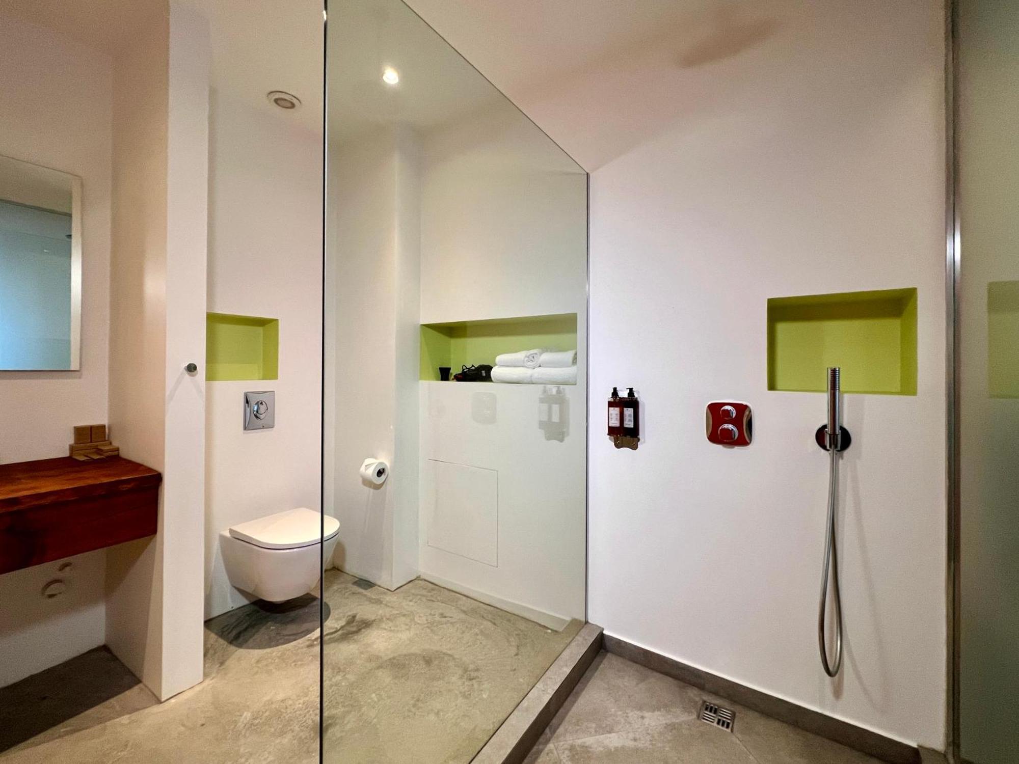 Concept14/16 Hotell Tbilisi Eksteriør bilde